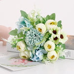 décoration mariage bouquet fleurs artificielles soie vertes blanches intérieur rustique naturel