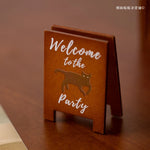porte cartes visite minimalistes graphiques vintage clips bois noir blanc rouge bleu marron clair