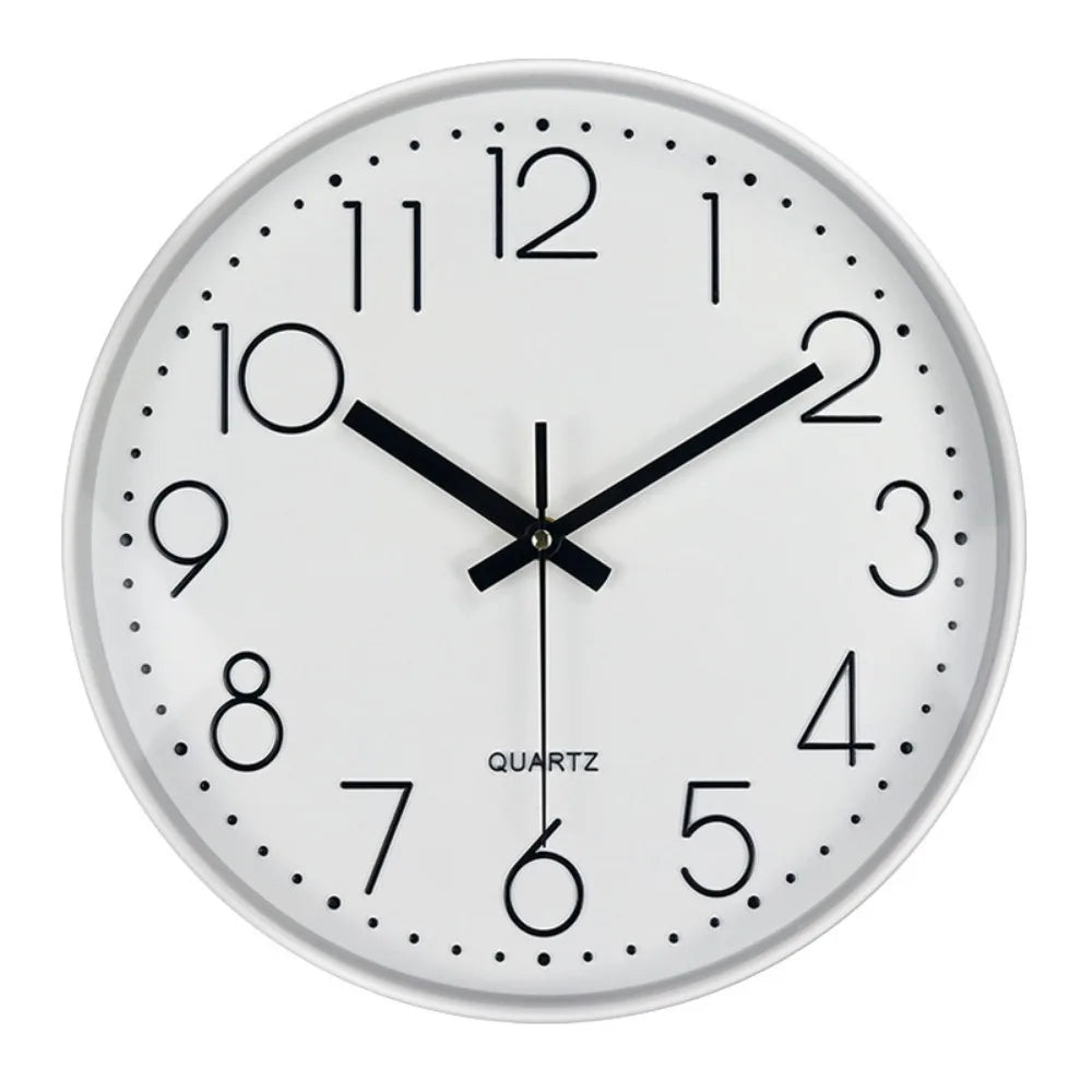 horloge murale cadre doré aiguilles noires numéros blancs moderne chambre coucher