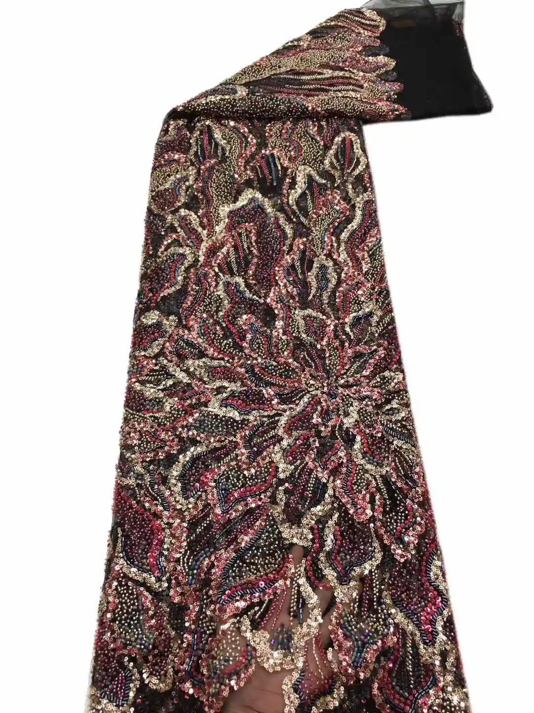 tissu polyester dentelle floral élégant noir doré rose violet translucide soirée mariage