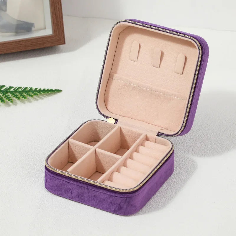 boîte rangement bijoux velours bleu marron vert violet gris léopard moderne glissière portable