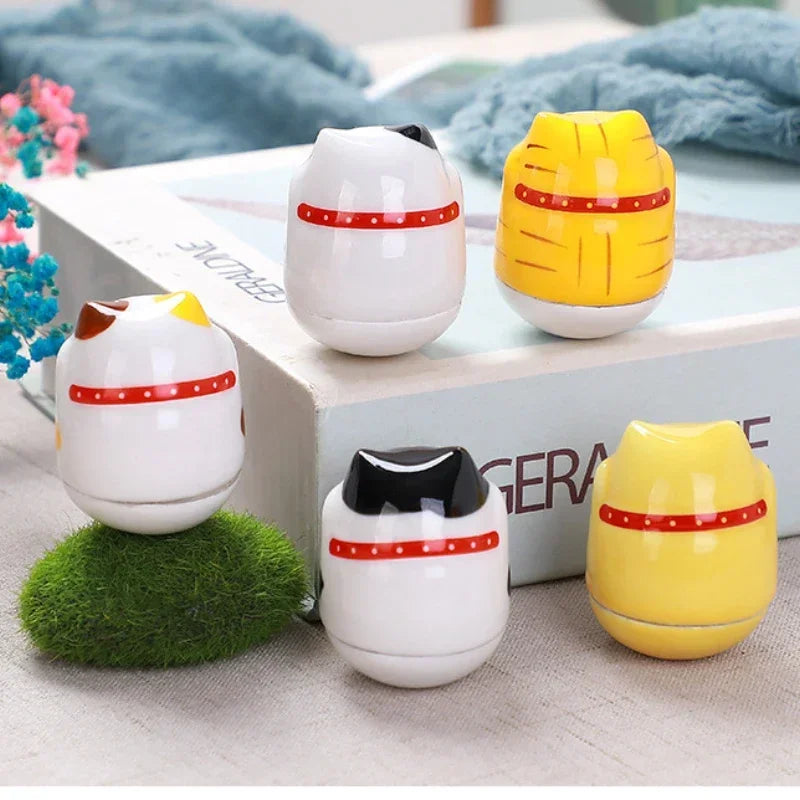 chat maneki neko tumbler céramique couleurs multiples motifs japonais décoration maison traditionnel ornement chance