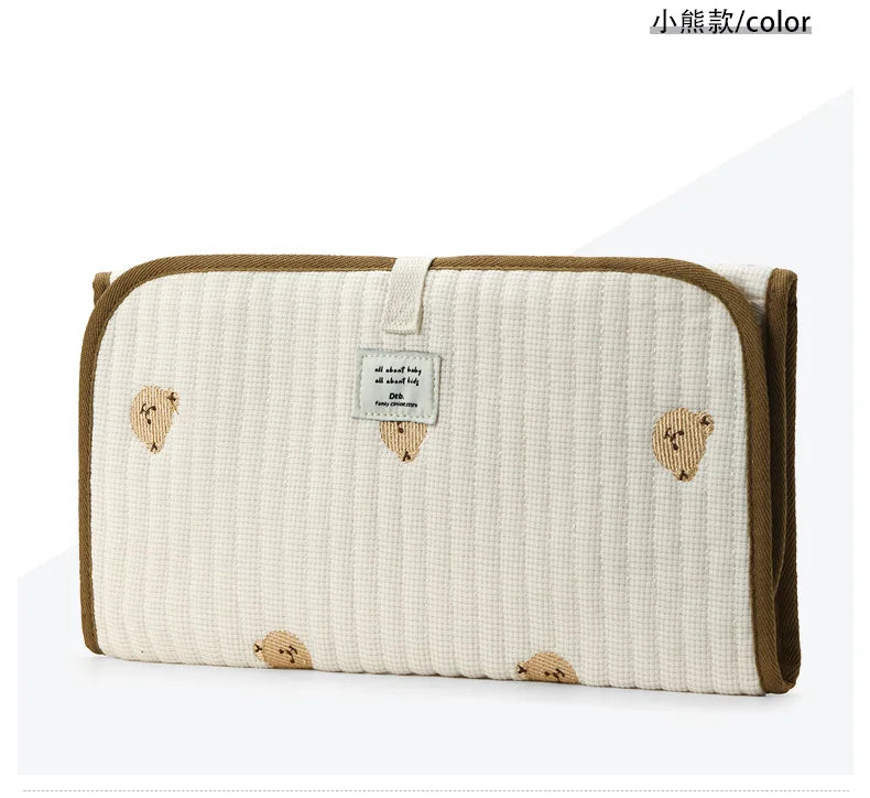 tapis langer pliable bébé beige marron rayures ours fleurs brodées velcro maternité mois