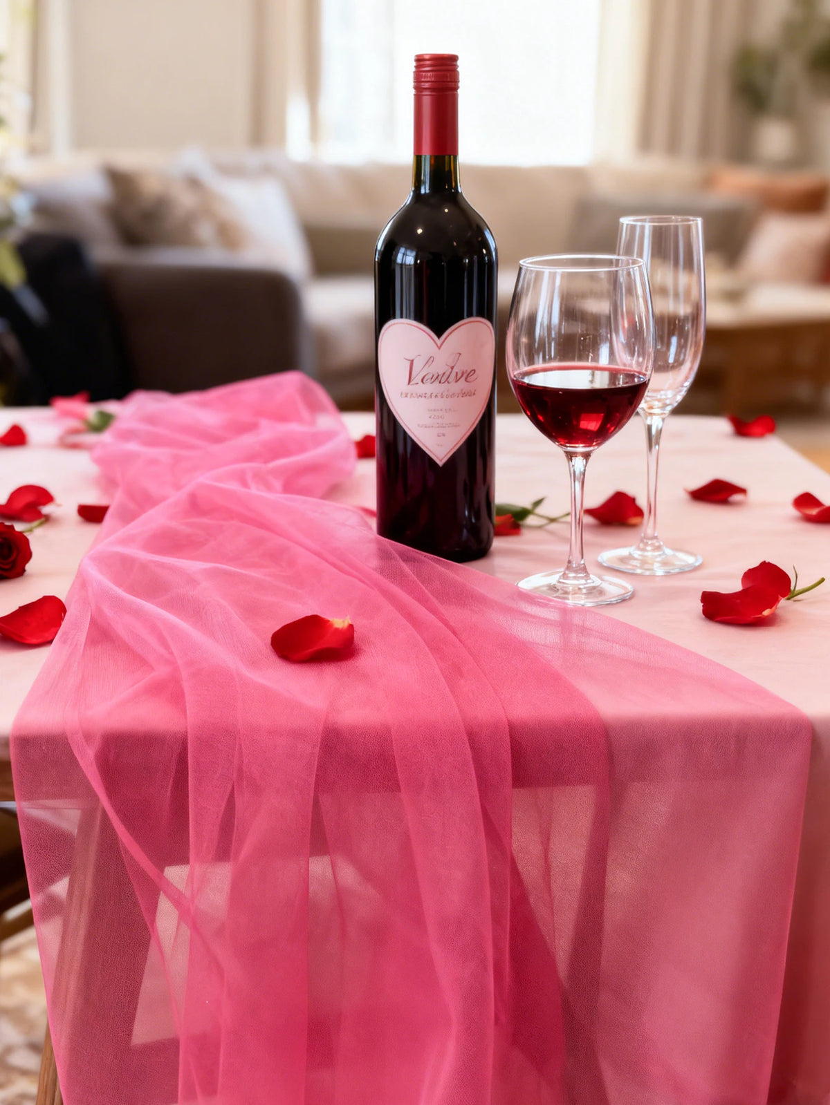 nappe tulle rose vif transparent motif floral coeurs deco saint valentin romantique festive occasions