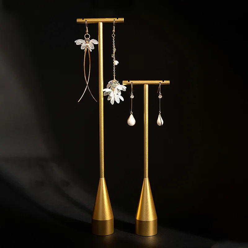 présentoir bijoux boucles d'oreilles chaîne fine transparent classique élégant support métal occasion festival domestique