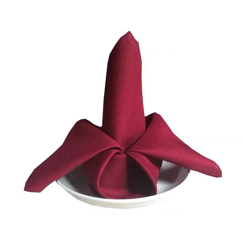 serviettes table rouge bordeaux satinées classiques 48x48cm décoration mariage noël restaurant