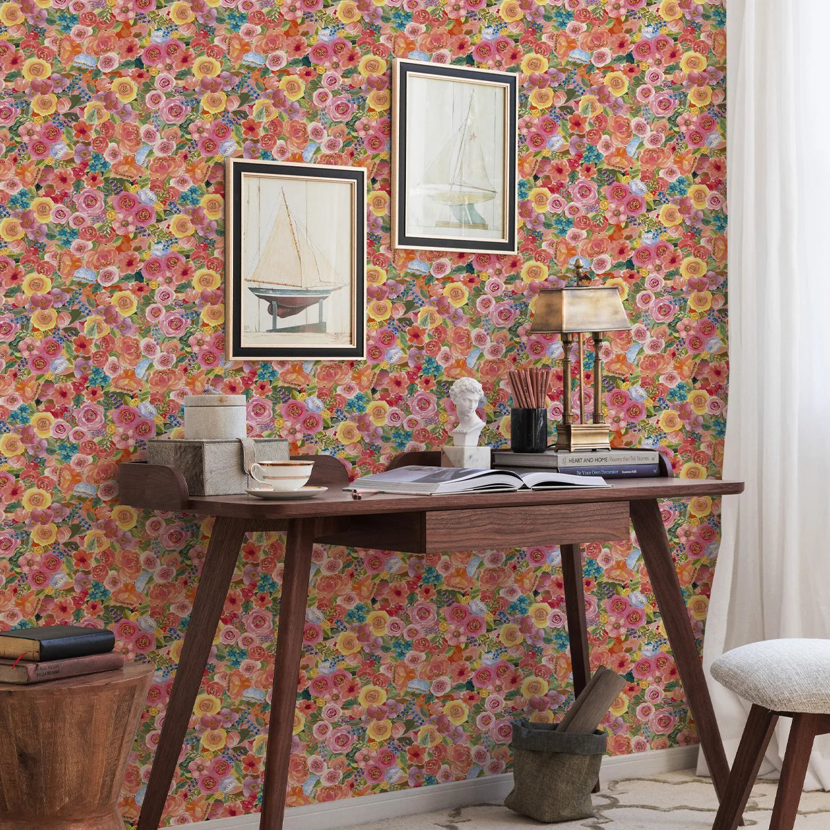 papier peint fleurs colorées moderne résistant humidité autocollant rose jaune vert bleu blanc salon