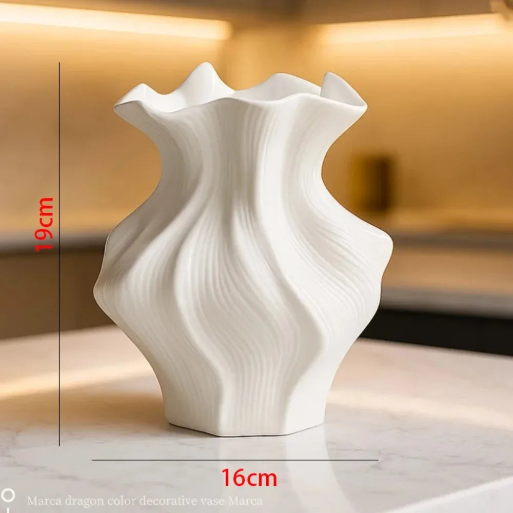 vase decoratif moderne porcelaine blanc ondulé texturé salon chambre coucher