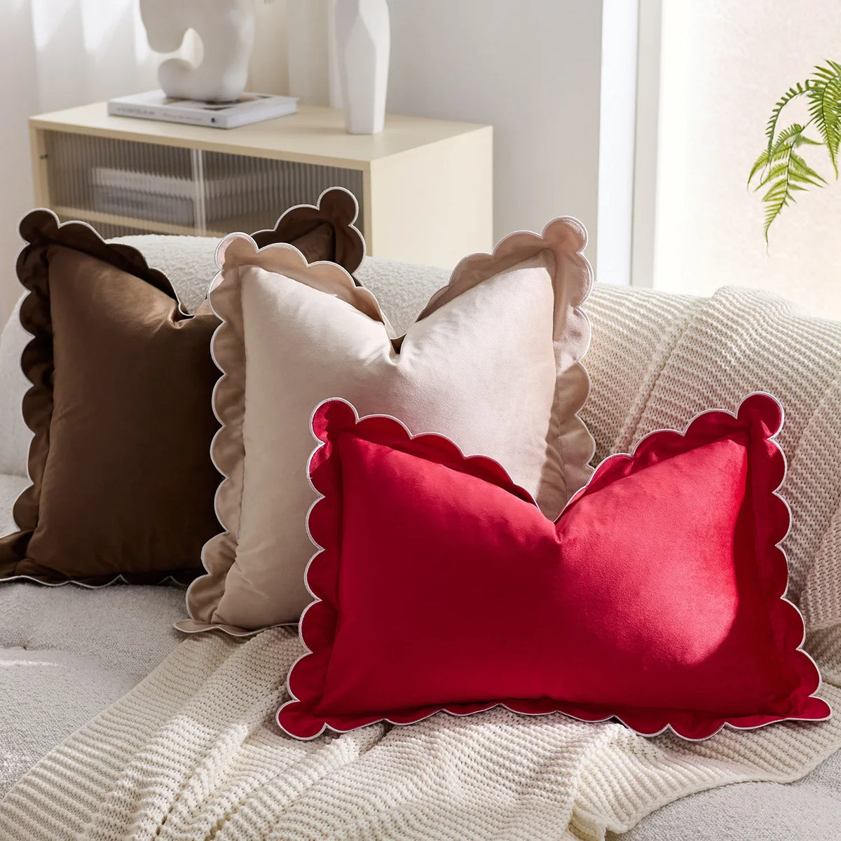 housse coussin moderne motif bordure dentelée orange marron gris rose beige blanc polyester coton