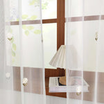 rideaux tulle floral transparents pastoral chambre salon decoration fleurs feuilles feston blanc vert jamais