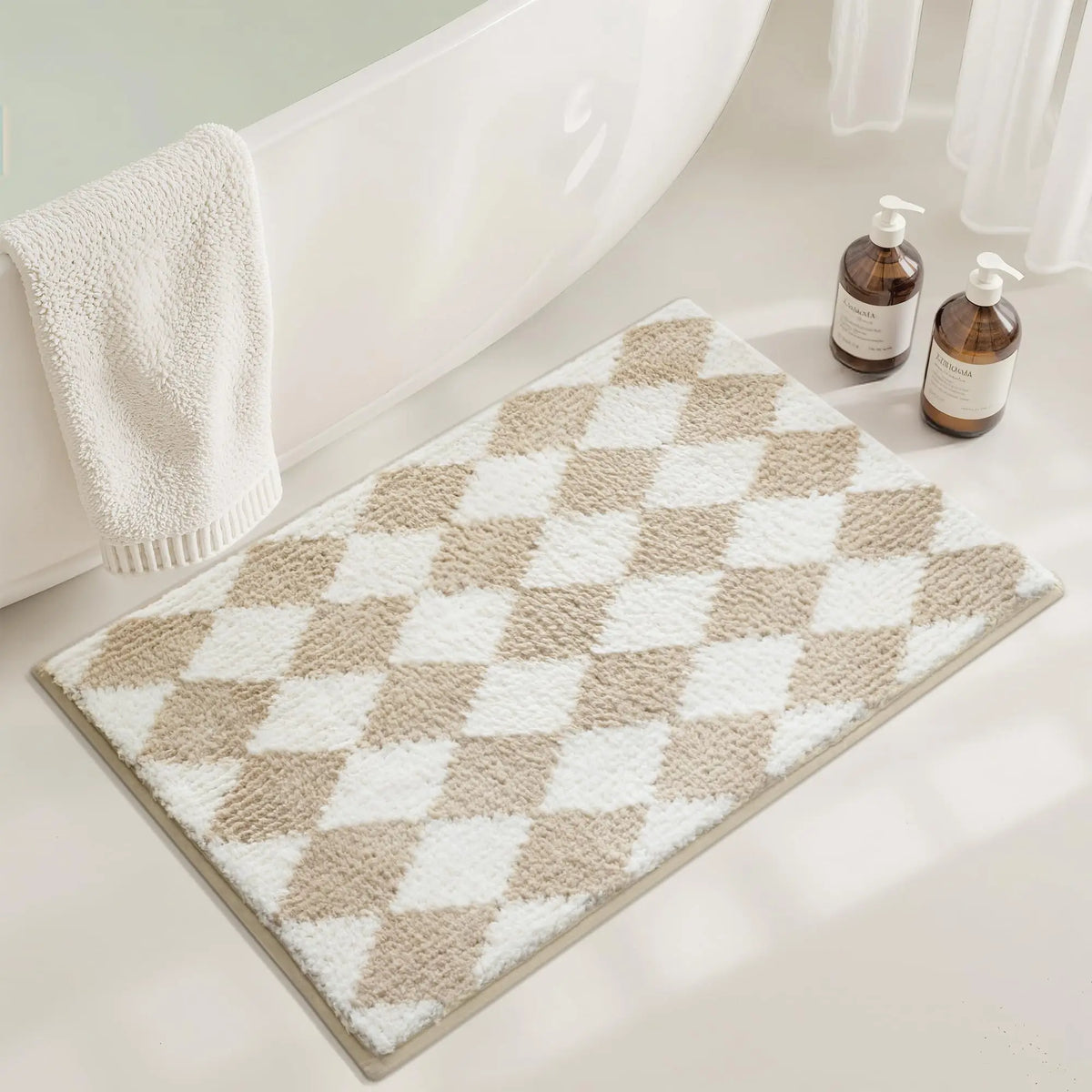tapis bain rose carreaux géométriques moderne résistant décoloration polyester