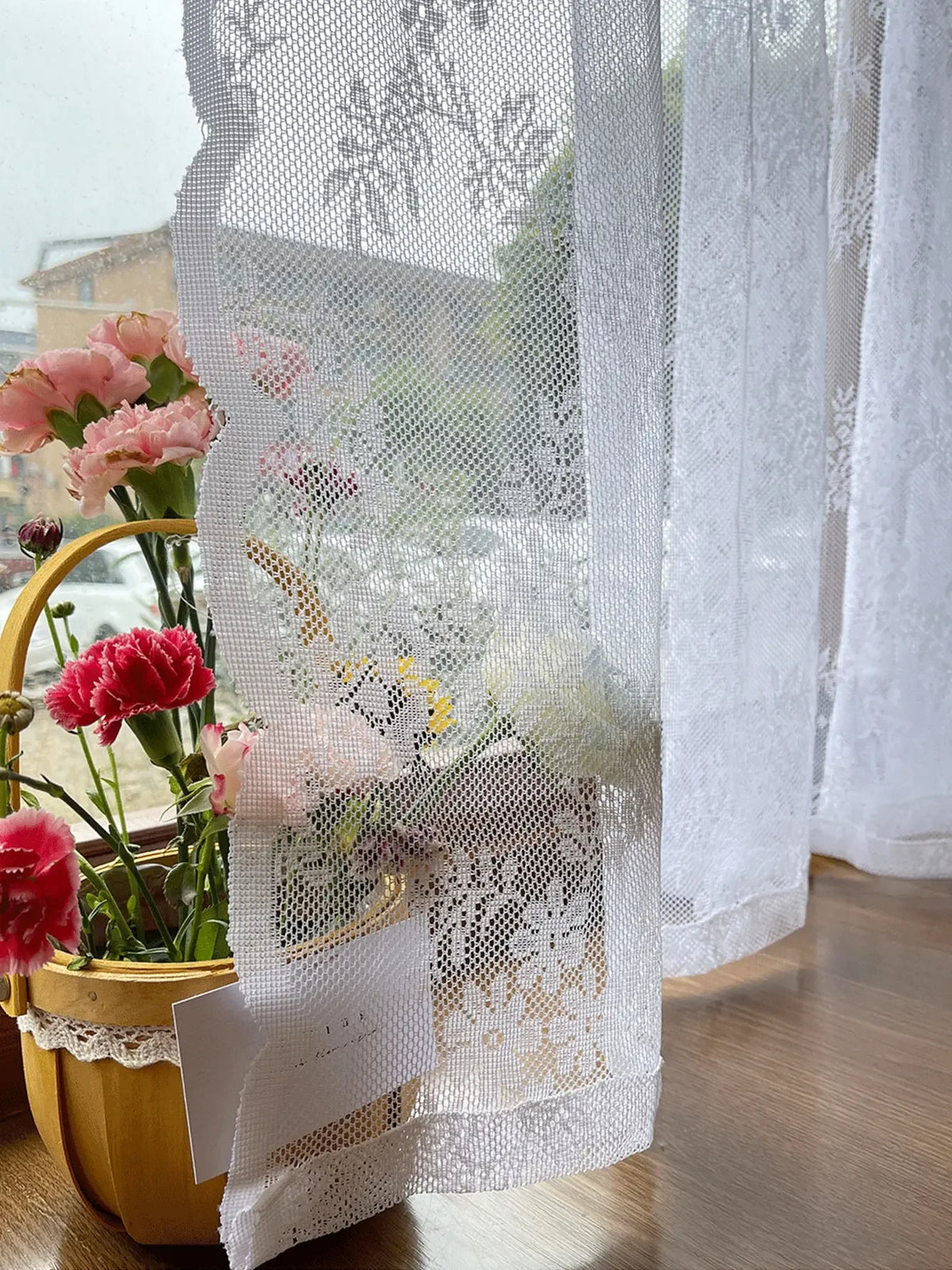 rideaux blancs dentelle florale translucides champêtre fleurs jaunes roses chambre polyester