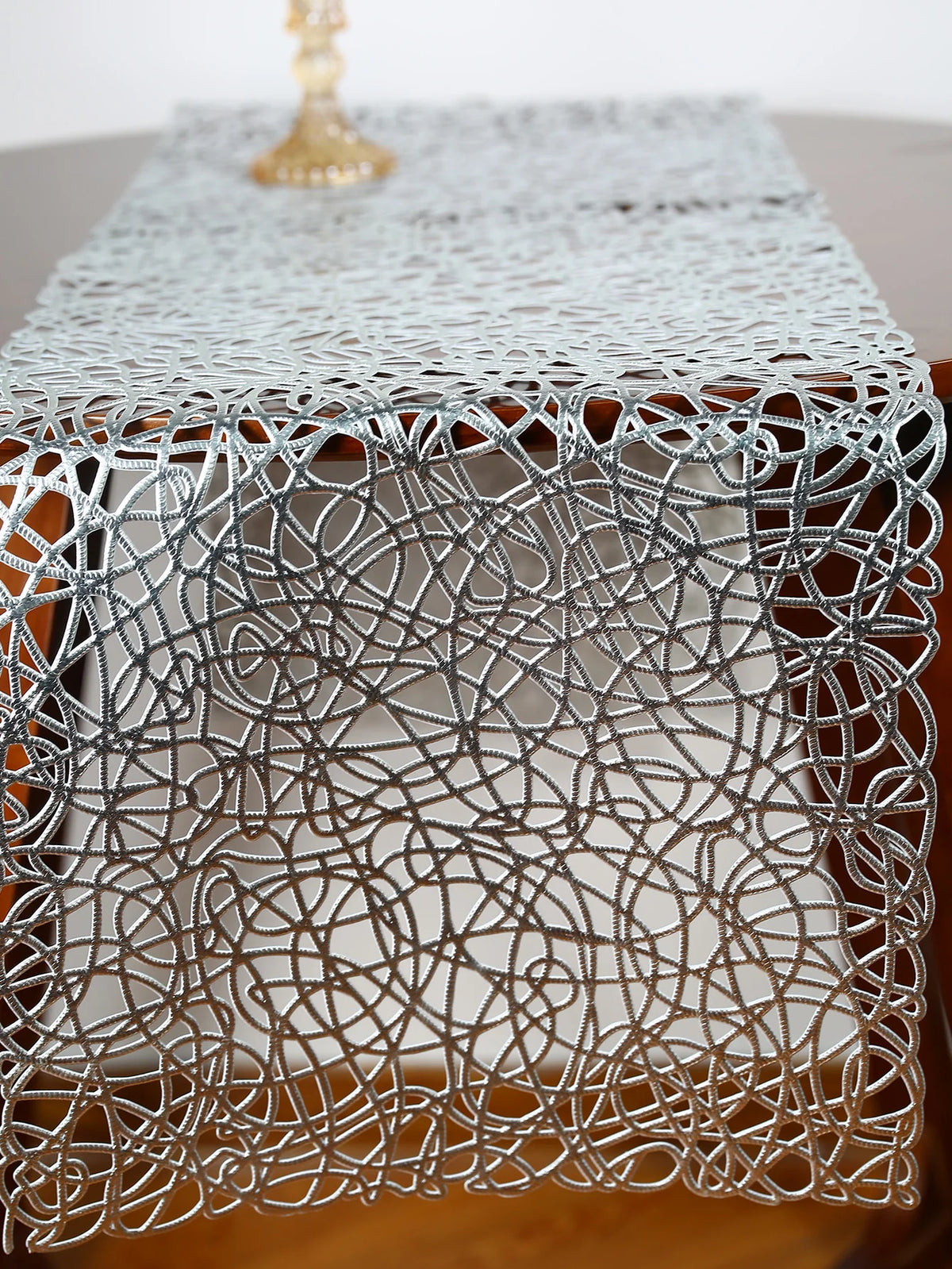 nappe decorative moderne or blanc argent motifs circulaires translucide mariage eventDecorationintérieur