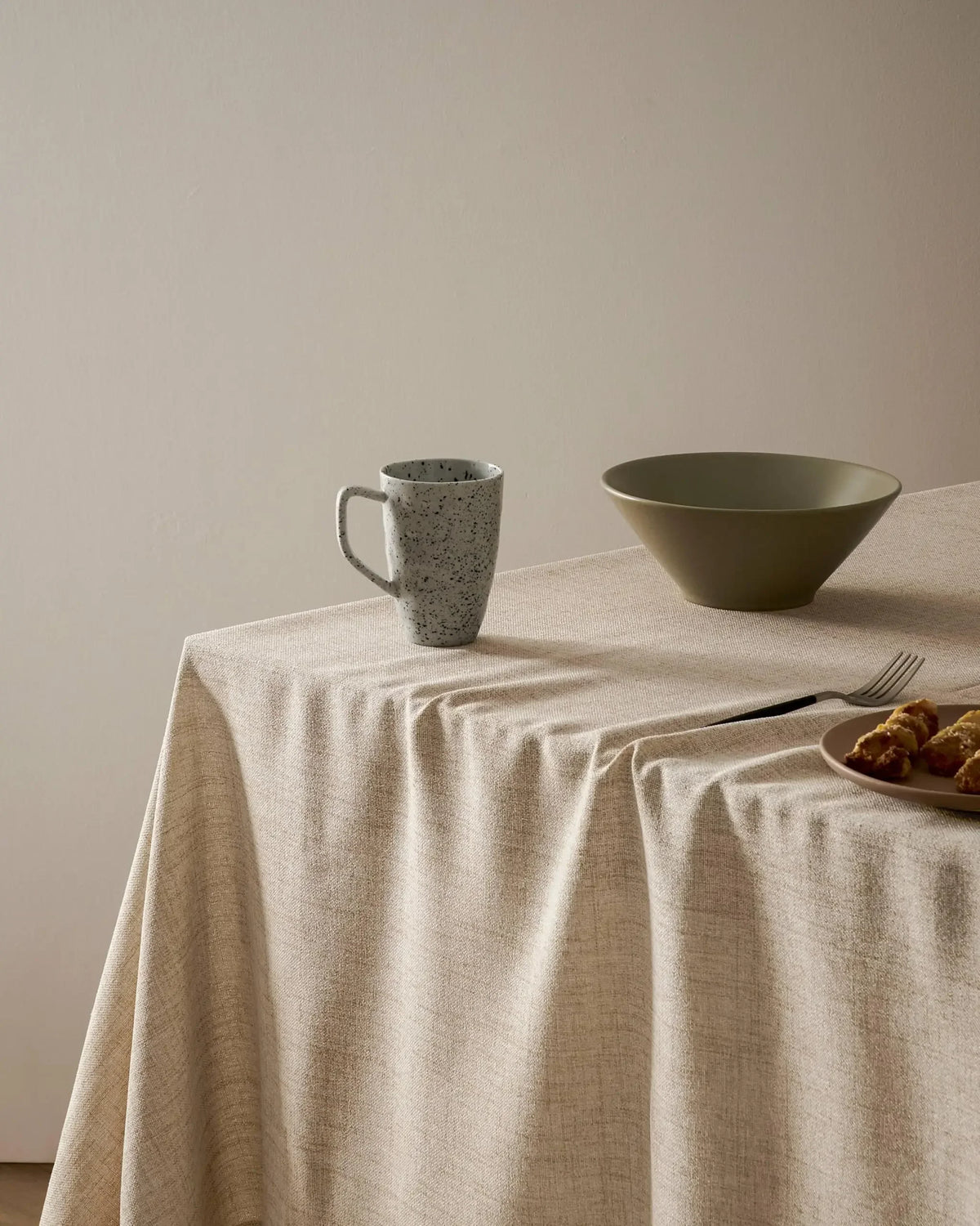 nappe rectangulaire bohème lin lavable table manger rustique plis texture neutre été automne fête