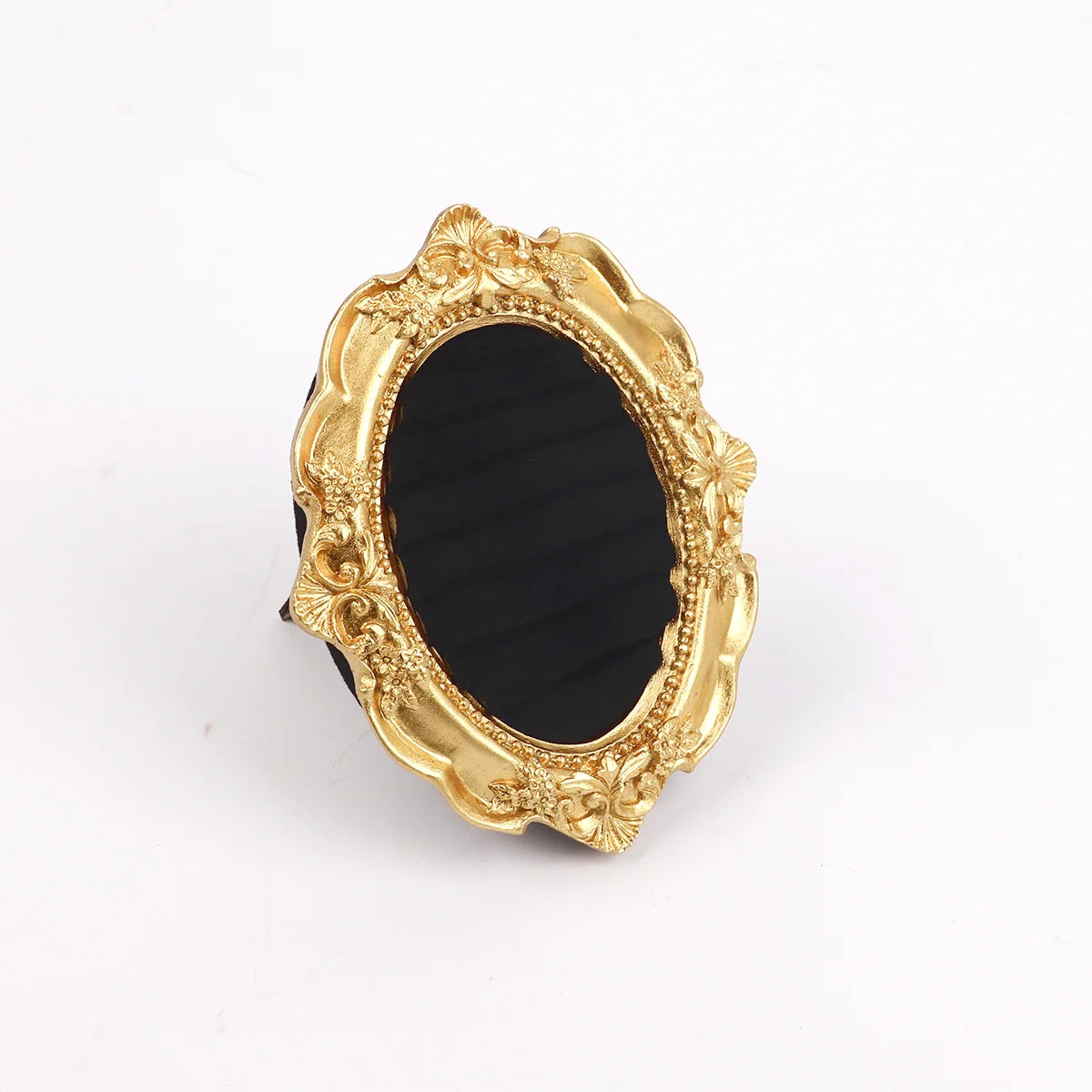 présentoir bijoux boîtes velours or noir rouge beige baroques anneaux domestique commercial