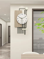 Comparaison couleurs noir et blanc horloge murale bois Ombre Interieur
