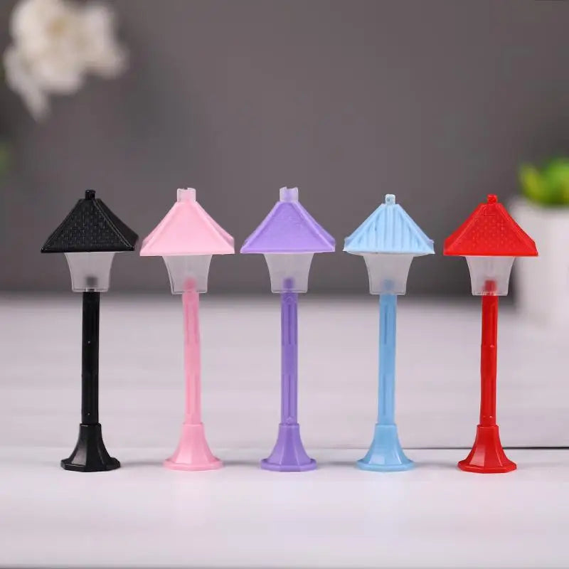 lampe sol miniature moderne noir rose bleu clair violet rouge pagode lumineuse
