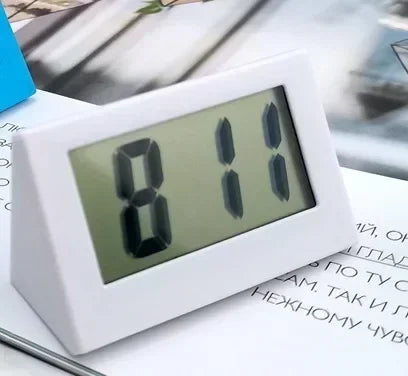 horloge numérique moderne affichage heure température humidité commutateur 12 24h batterie intégrée fixations