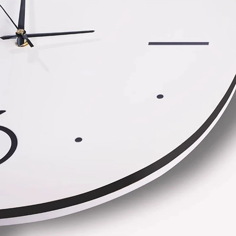horloge murale moderne aiguille lumineuse papillon noir blanc salon résine