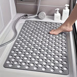 tapis bain gris clair perforations rondes drainage rapide anti dérapant moderne salle bain