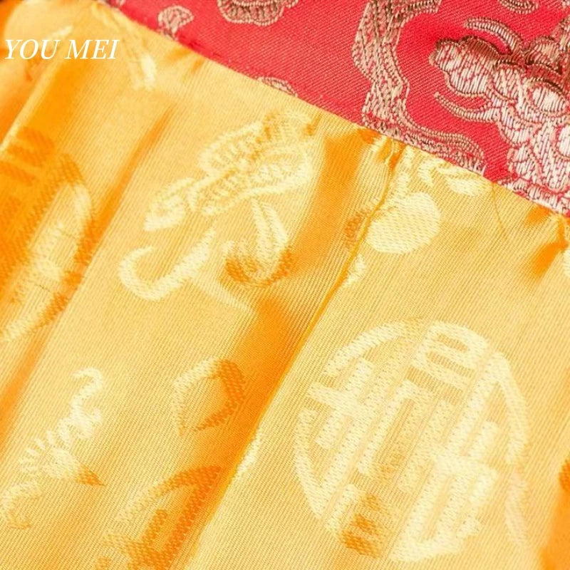 rideau décoration bouddhiste brocart motifs floraux traditionnel couleur jaune bleu rouge or