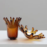 vases modernes marron bleu gris texture organique opaques arrangement table
