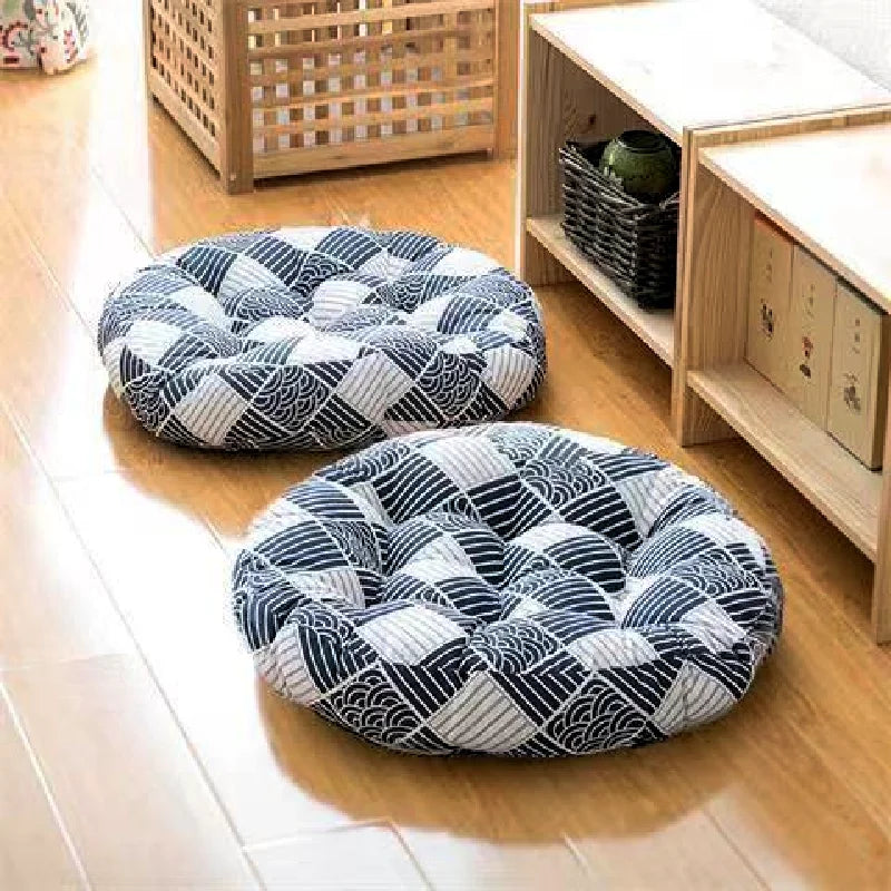 coussin sol rond bleu marine blanc motif patchwork moderne ethnique décoration voiture chaise sofa