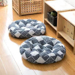 coussin sol rond bleu marine blanc motif patchwork moderne ethnique décoration voiture chaise sofa