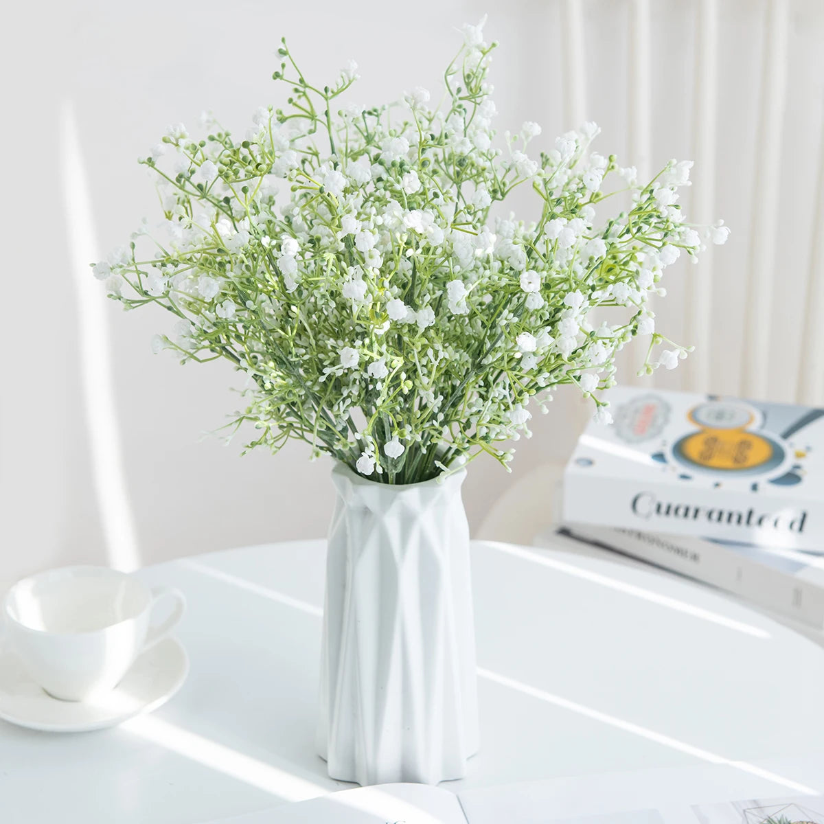 bouquet artificiel fleurs gypsophila decoration mariage anniversaire intérieur moderne minimaliste jaune blanc rose violet