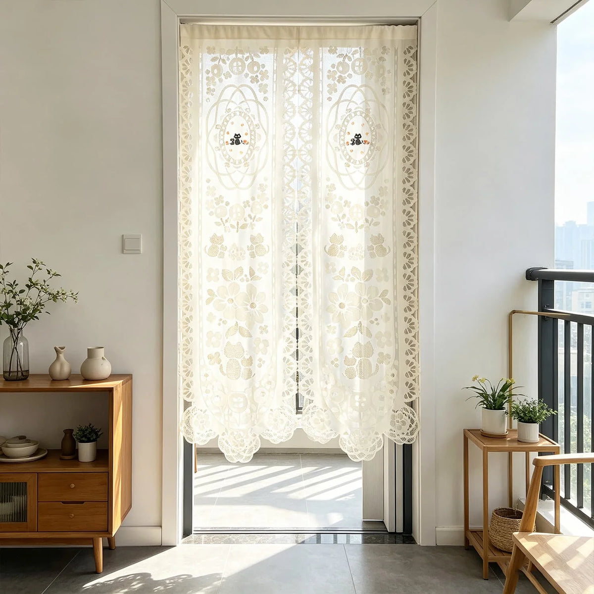 rideau fleur papillon brodé traditionnel beige clair semi transparent boho cottagecore fenêtre cuisine chambre