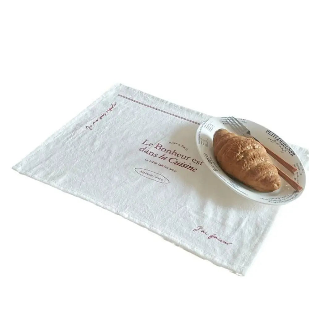 serviettes table blanches imprimées moderne cuillère fourchette assiette croissant respectueux environnement diatomées boue minimaliste