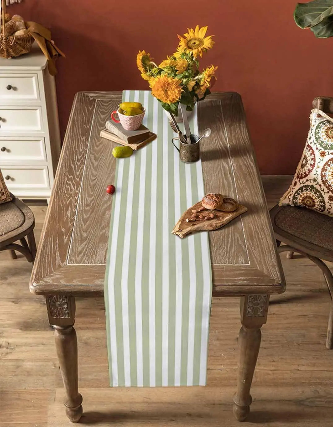 table chemin table vert clair rayures horizontales moderne décoration intérieure polyester