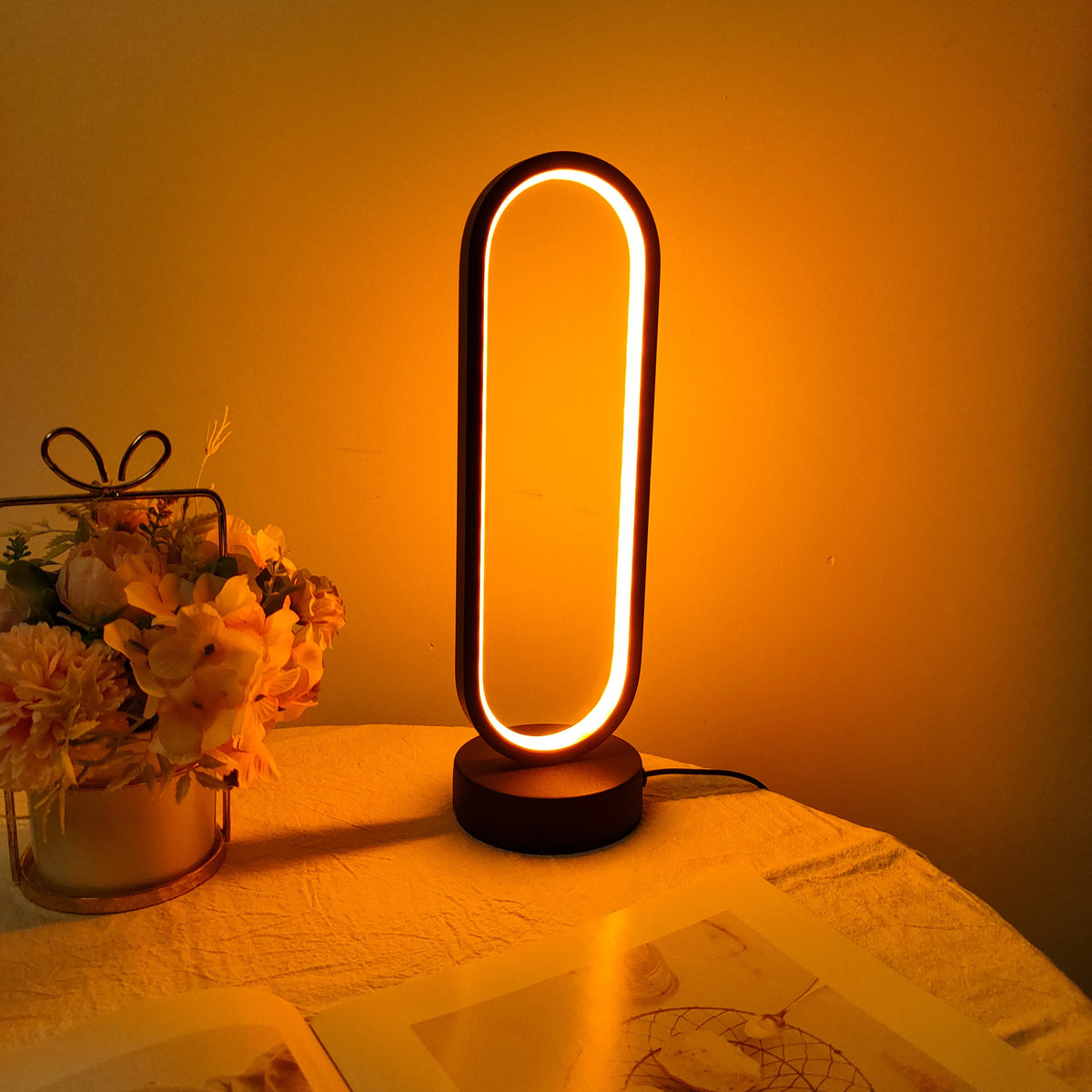 lampe table tricolore moderne orange marron minimaliste ovale controle usb