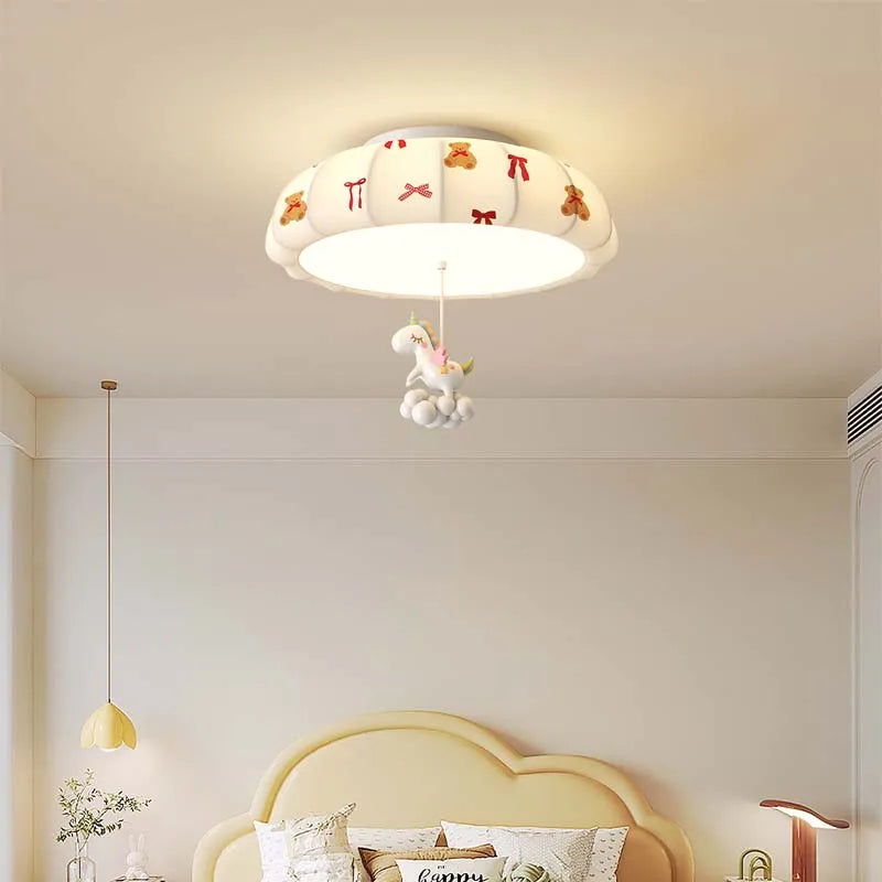 lampe moderne enfantine nuages ours rubans lapin blanc bleu rouge beige