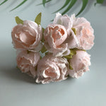 bouquet fleurs artificielles roses blanches bleues marrons rouges mariage anniversaire intérieur