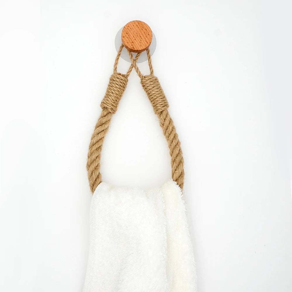 porte serviette bois corde naturelle ventouse serviette blanche motif rustique boho salle bains decoration