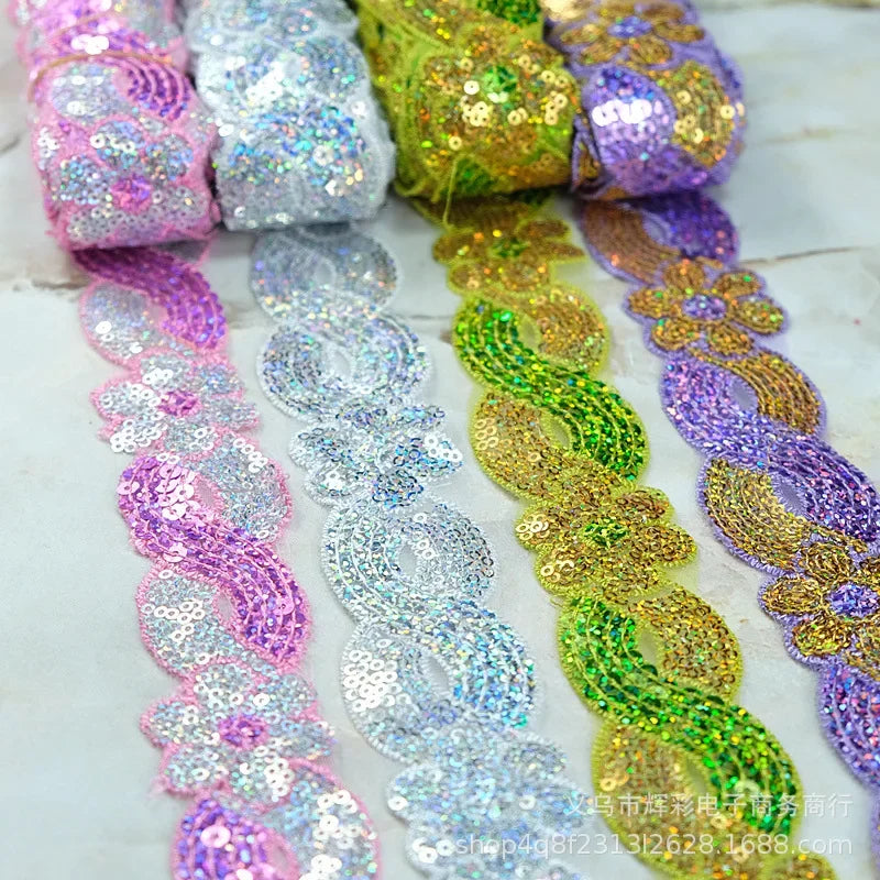 ruban décoratif dentelle sequins fleurs 4cm bleu vert rouge rose or argent partie