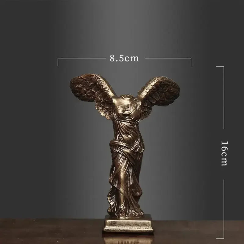 statue déesse victoire résine blanc or détails sculpturaux classique antique décoration intérieure base large