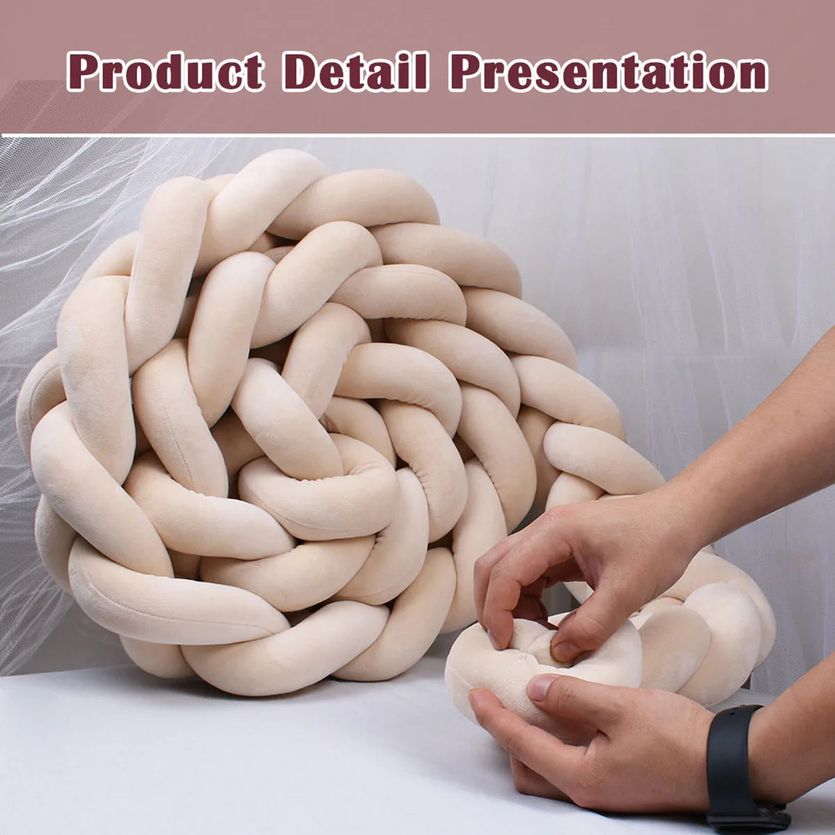 coussin noué bébé tissu doux texture tressée beige clair moderne confortable sécurité chambre anti