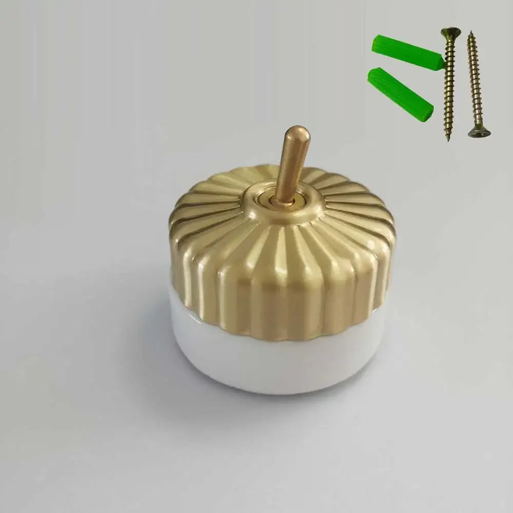 socle lampe vintage or noir rayures horizontales fixations maison DIY deco
