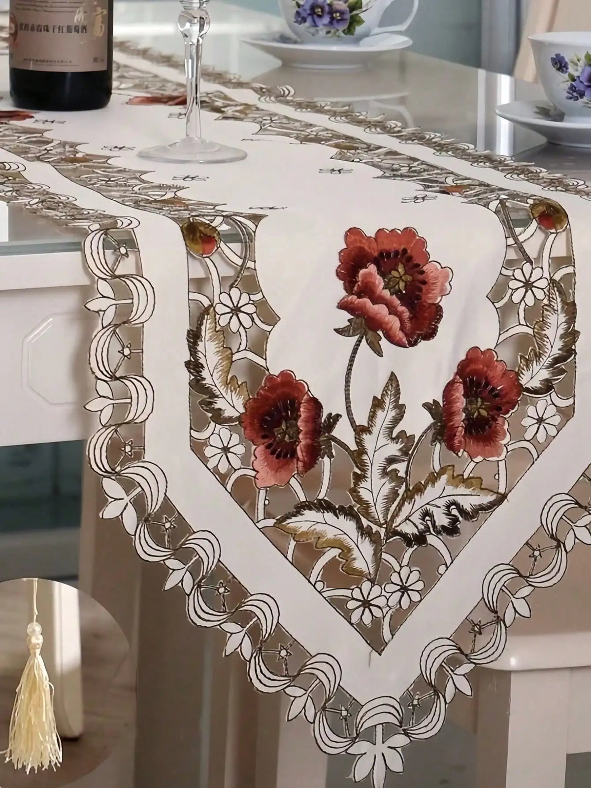 nappe décorative brodée motifs floraux semi transparente vintage mariage festives
