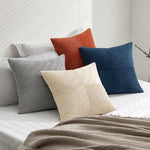 housse coussin velours côtelé rayures horizontales décorative moderne lit canapé salon bleu beige