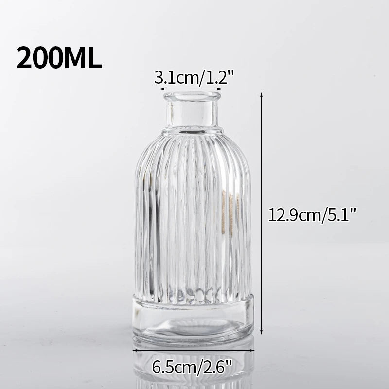 vases décoratifs modernes transparents rayures vertes fleurs maison table mariage