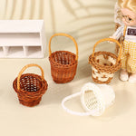 panier tressé marron clair traditionnel poignée jeu enfant imitation maison poupée accessoire nature animaux