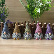 figurine gnome résine bleu jaune rose vert olive texture tissu rustique décoration noëlextérieur jardin