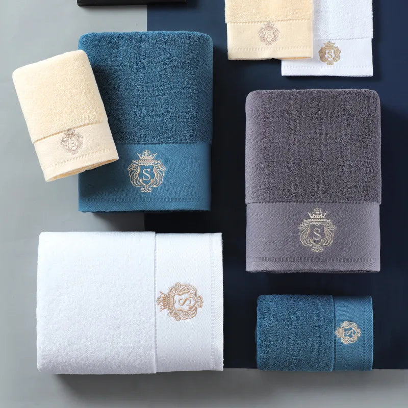 ensemble serviettes bain coton blanc broderie dorée monogramme luxe spa sport sport