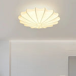 plafonnier led moderne blanc rayures noires salon chambre coucher éclairage intérieur