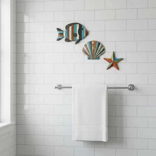 décoration murale bois artisanale poissons étoiles mer bleu vert rustique salle bain cuisine
