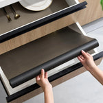 tapis sol noir points réguliers moderne adhésif 5m armoire cuisine réfrigérateur
