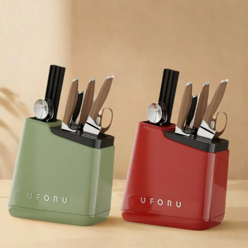 rangement couteaux moderne couleur beige vert rouge organise ustensiles cuisine spatules fourchette cuillère